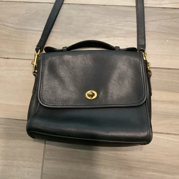 SOLD! SOLD! 9870 Court black leather crossbody shoulder dress purse tote bag - Picture 7 of 8